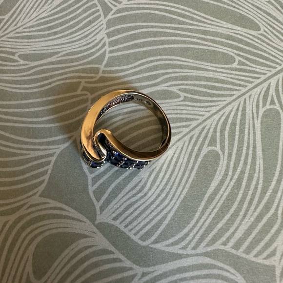 Sapphire Bypass Ring - Picture 6 of 9